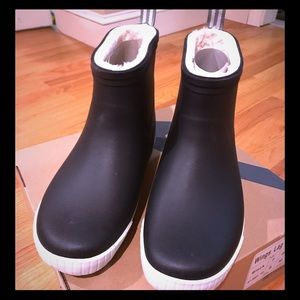 NWT TRETORN WINGS LAG VINTER RUBBER BOOT SZ 10 BLK